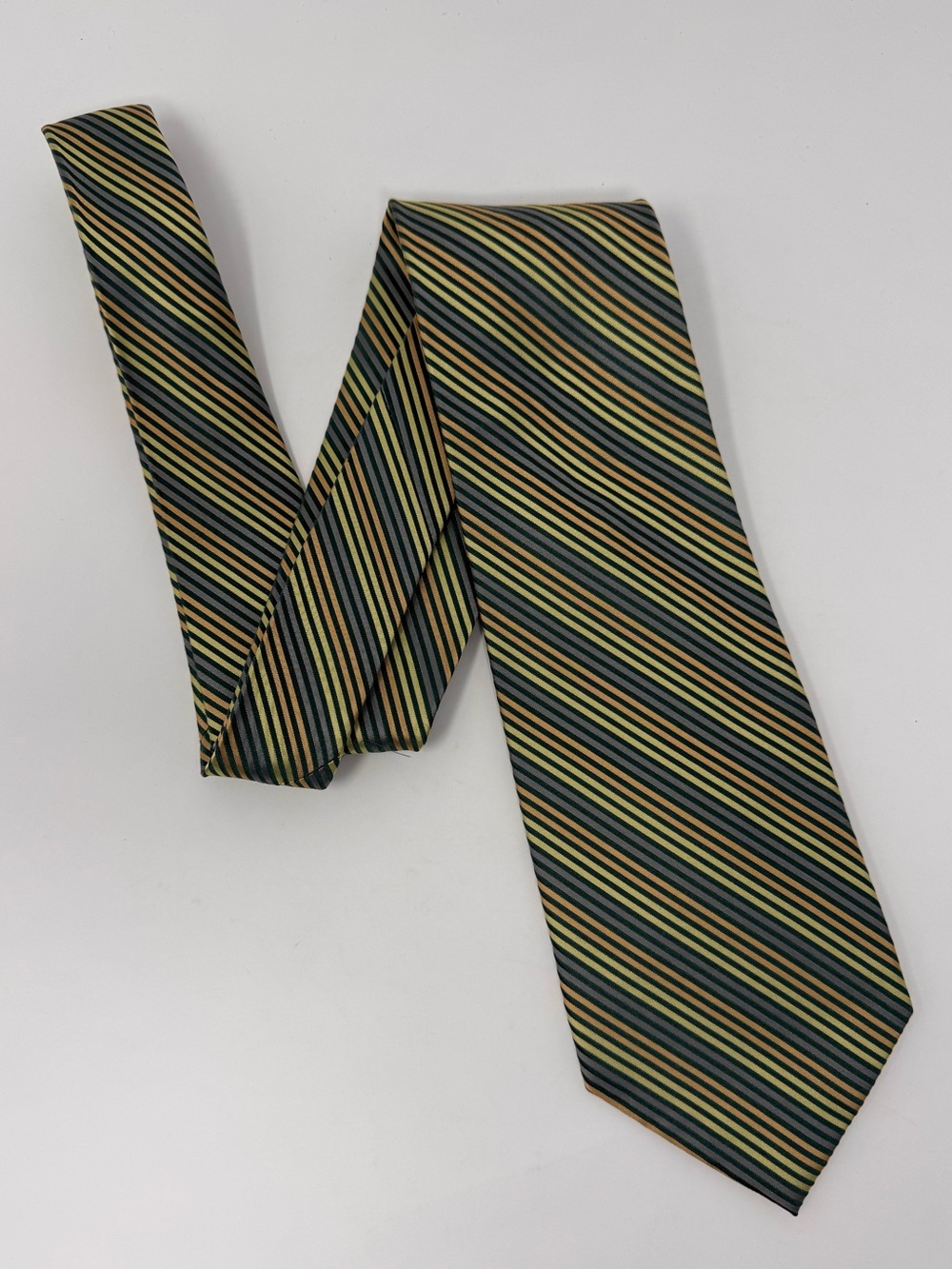 Claiborne diagonal striped silk neck tie, business office work formal suit